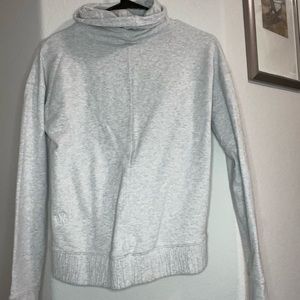 COPY - Lulu Turtleneck